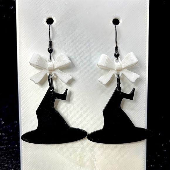 Handmade Jewelry - The Twinkle Spell Earrings with White Bows